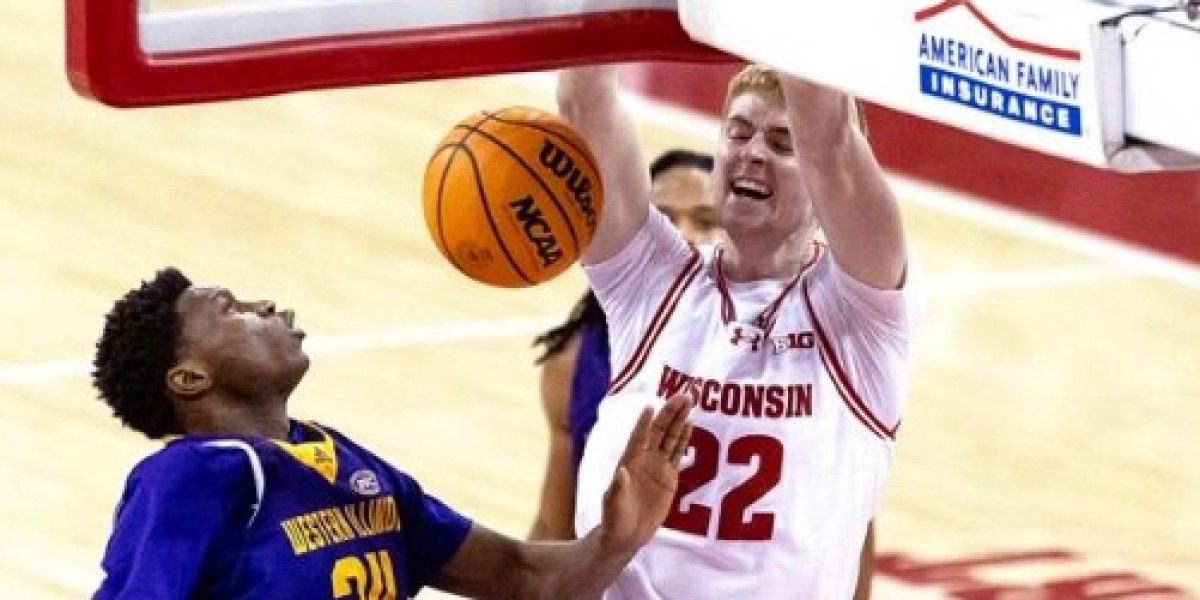 Wisconsin Badgers continue adjustment with win over Western Illinois